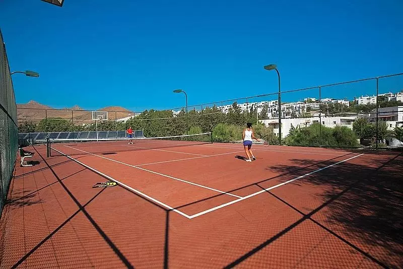 زمین تنیس ARMONIA HOLIDAY VILLAGE